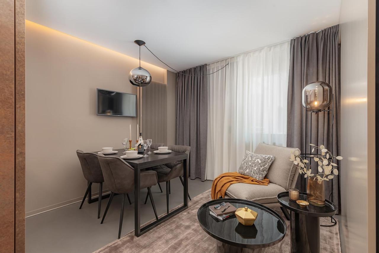 Visionapartments Basel - Contactless Check-In ภายนอก รูปภาพ