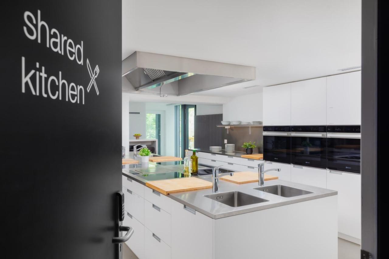 Visionapartments Basel - Contactless Check-In ภายนอก รูปภาพ